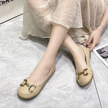 Женская обувь 2023 года, высококачественные новые женские балетки с круглым носком, дышащие лоферы нового стиля на плоской подошве с женской повседневной обувью на плоской подошве