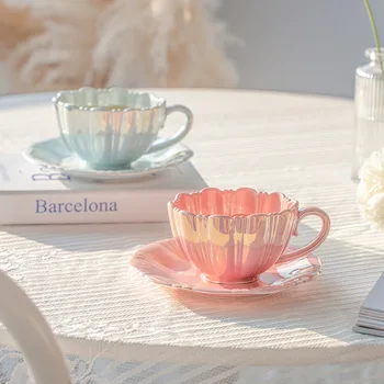Кофейные чашки с жемчужными лепестками, креативная простая подарочная кружка с блюдцем, Керамический чайный сервиз, Роскошная цветочная шикарная чашка, Красивые бытовые кружки
